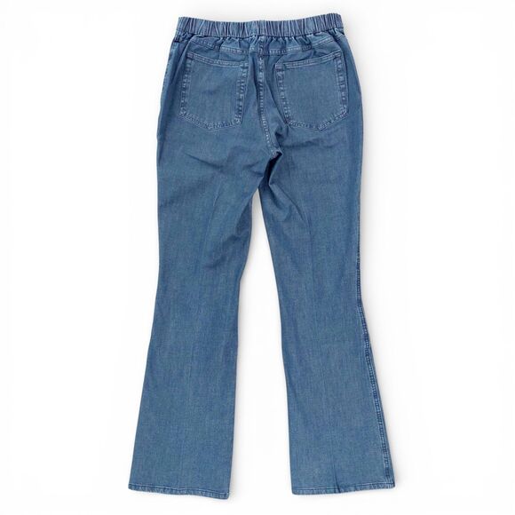 Isaac Mizrahi Live Sz 8 Stretch Denim Jeans Pull On Back Elastic Waist Bootcut - Picture 2 of 11